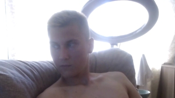 Hornyboy200220  19-06-2021